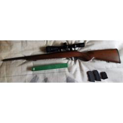 carabine 22LR CZ 452 ZKM varmint avec lunette et mallette de transport
