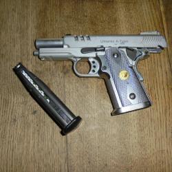 PISTOLET UMAREX FUL METAL CHARGEUR 25 COUP A GAZ