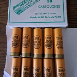 Bo&icirc;te  de 10  belles cartouches anciennes  cal 12 douilles cartons JK6