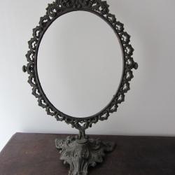 Cadre de miroir/psych&eacute; en r&eacute;gule 1970