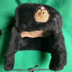 ancienne chapka en cuir dotation de la marine naval russe