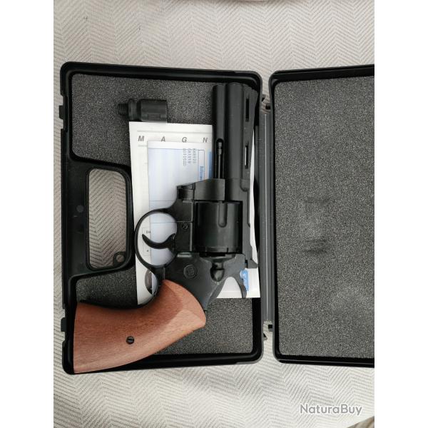 Revolver d alarme MAGNUM 9mm