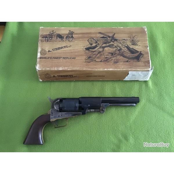 MAGNIFIQUE COLT DRAGOON  ANCIENNE FABRICATION DE UBERTI &GARDONE de1978 petite num�ro 00099