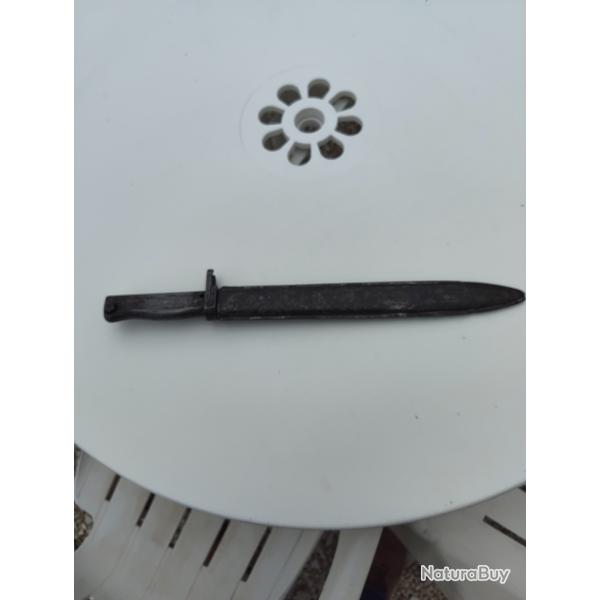 Ba�onnette allemande ersatz avec fourreau t�le marqu� FAG
