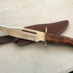 Extraordinaire et tr&egrave;s solide couteau chasse, randonn&eacute;e