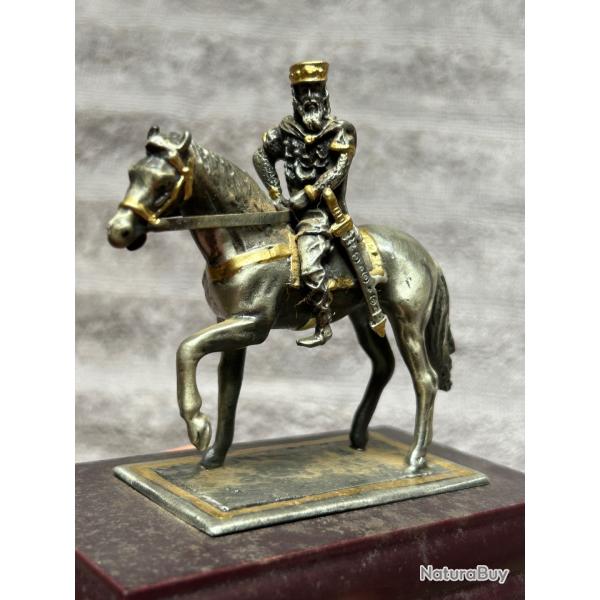 Statuette - Figurine de Charlemagne � cheval