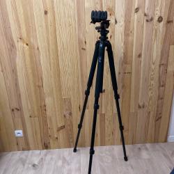 Tr&eacute;pied KJI K700 alu avec t&ecirc;te reaper Grip