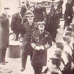 Carte Postale Ancienne - Croquis de Guerre 1915 - Le Roi George V inspectant  -N&deg;8228