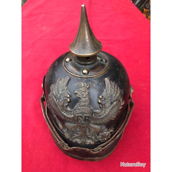 WW1 BEAU CASQUE � POINTE INTOUCHE JUS DE GRENIER