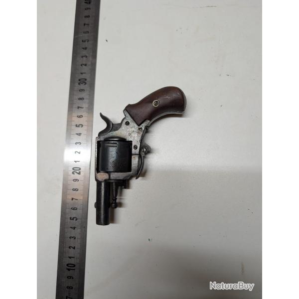 Revolver British bulldog