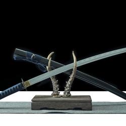 Katana Shadow Blue - Lame 72 cm - Acier 1045 - Full Tang - Trempe &agrave; l'huile