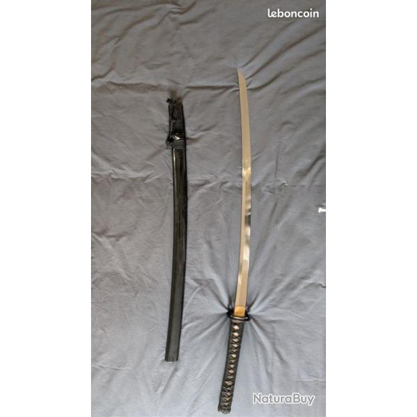 Katana - acier 1095 Damas - v�ritable hamon - lame aiguis�e