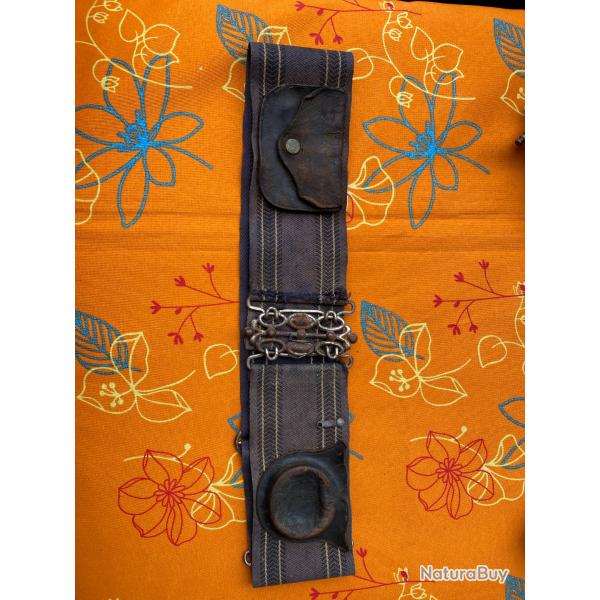 Ancien ceinturon militaire