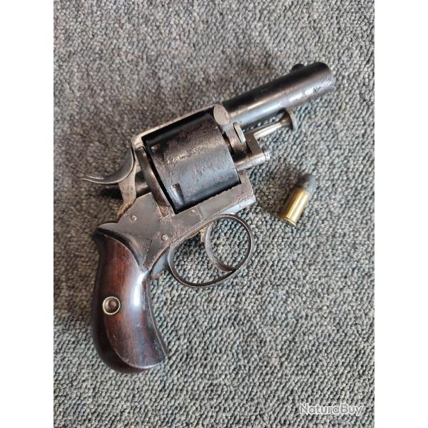 Gros r�volver marquage British Bulldog 6 coups en calibre 380 parfait fonctionnement + 1 cartouche