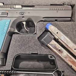 CZ Shadow 2 BLUE - Occasion irr&eacute;prochable