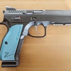 CZ Shadow 2 BLUE - Occasion irr&eacute;prochable