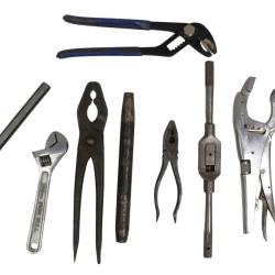 LOT OUTILLAGES - ARMURIER
