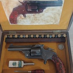 Baby russian type 2 calibre 38 pc single action en coffret et n&eacute;cessaire