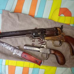 Revolver navy .36 + pistolet &agrave; percussion