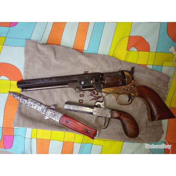 Revolver navy .36 + pistolet � percussion
