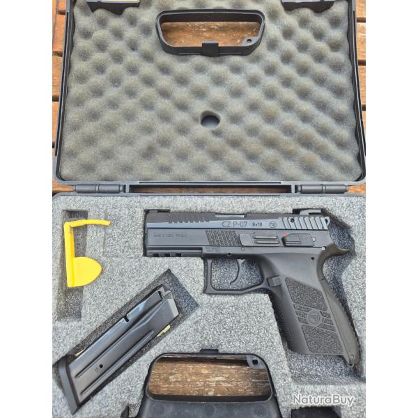 Pistolet CZ P07