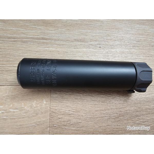 Surefire 556 RC avec chicanes - repro airsoft de haute qualit� HAO