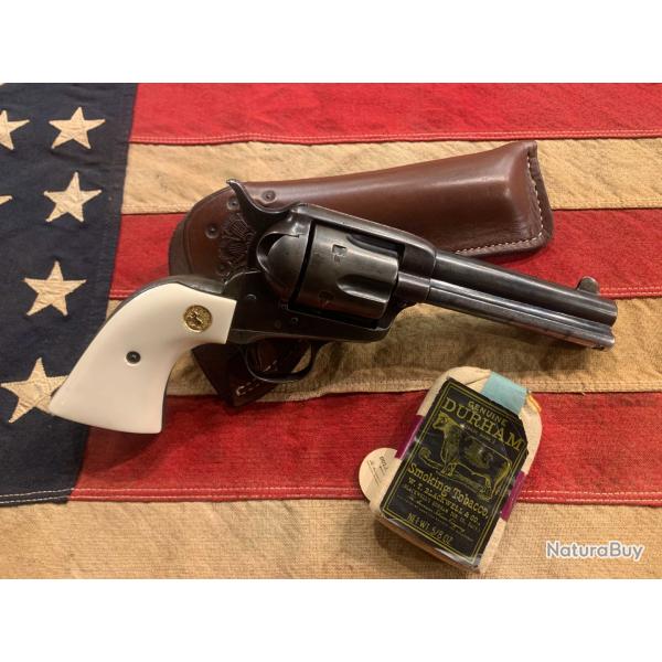 Colt SAA calibre 38-40 Winchester (Single Action Army)