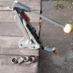 Presse nemrod avec 4 sertisseurs