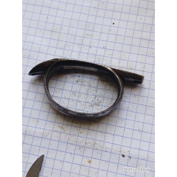 Sous garde revolver 1