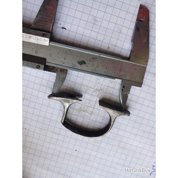 Sous garde revolver belge