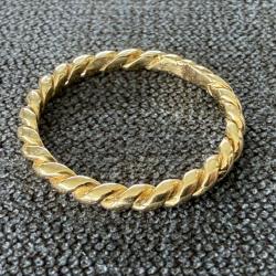 Grand anneau en or jaune 18 carats - taille 60 - bague - alliance - or torsad&eacute;