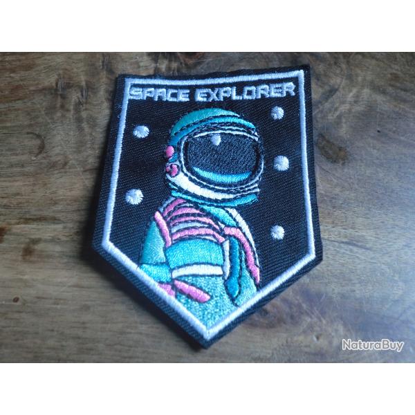ecusson brod�e ' space explorer