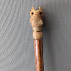 Canne de marche ancienne - pommeau t&ecirc;te de bulldog (vers 1920-1930)