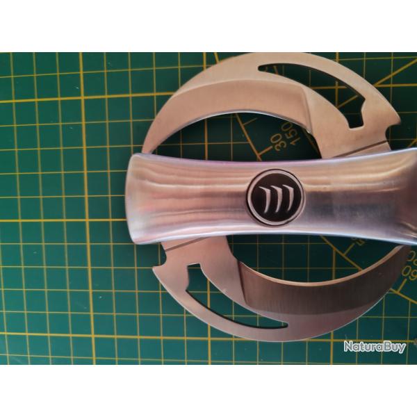 Couteaux deux Lames Une fois fermer et rond pour d�coration tr�s coupant