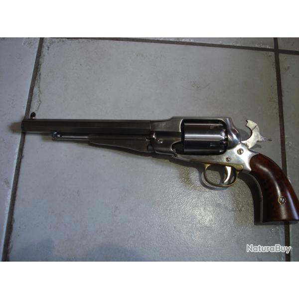 REVOLVER REMINGTON  UBERTI INOX JAMAIS TIRE COMME NEUF DANS SA BOITE