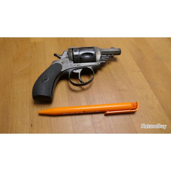 revolver de type BULLDOG   CAL 8mm 92  mise a prix 1 euros sans prix de r�serve