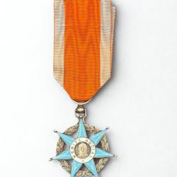 (69.002) Ordre du M&eacute;rite social