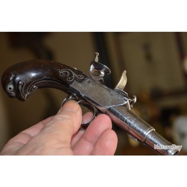 A MONTPELLIER Superbe pistolet � silex, Carosse, Magnifique CROSSE  tete