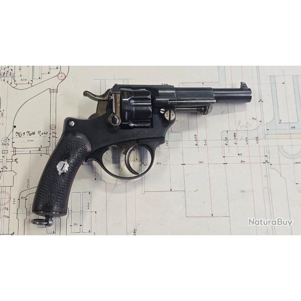 revolver 1874 reglementaire