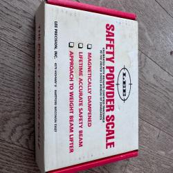 Balance &agrave; fl&eacute;au Lee Safety powder scale