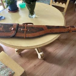 VENDS SCABBARD CUIR POUR LSG