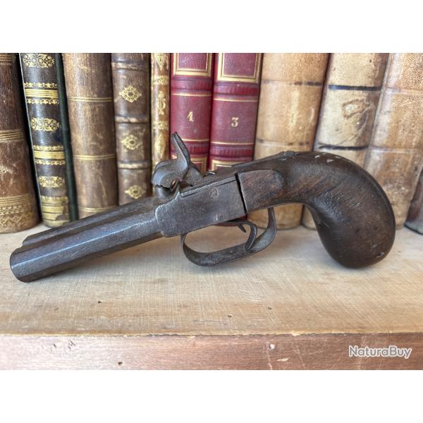 Pistolet de poche � percussion du XIX s � double canon