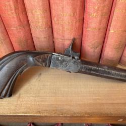 Pistolet &agrave; coffre du XIX s