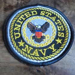 &eacute;cusson brod&eacute;e united  navy