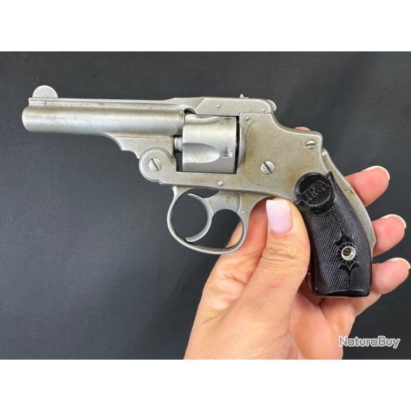 SMITH & WESSON SAFETY FIRST MODEL cal. 32sw short num�ro de s�rie 26685