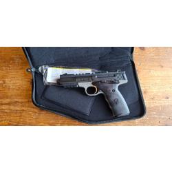 Pistolet Browning Buckmark Black Label filet&eacute; cal 22 LR Promo