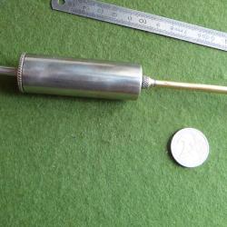 petite pompe a graisse de 22,5 cm en laiton