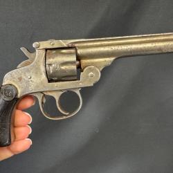 HARRINGTON RICHARDSON 1er, 3eme variation cal. 22LR num&eacute;ro de s&eacute;rie 240328