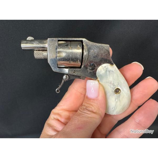 INCROYABLE KOLB BABY HAMMERLESS cal. 22short