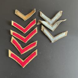 Lot d'insignes de col et de bras